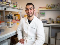 B�szkes�g! Cig�ny debreceni kutat� nyerte az Aranyp�nt-d�jat