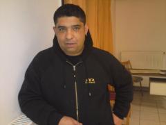 R�l�ttek �s brut�lisan �sszevert�k a Baranya megyei cig�ny �nkorm�nyzat eln�k�t