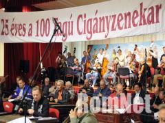 A 100 Tag� Cig�nyzenekar pr�b�j�n j�rtunk