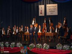 N�gr�di cig�nyzen�szekkel �nnepelt Farkas Fl�ri�n