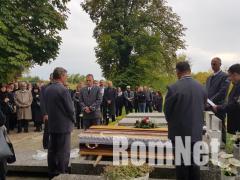 Eltemett�k a neves cig�ny k�lt�t, Kov�cs J�zsef Hontalant