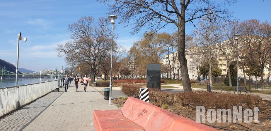 Bekamerázták a Nehru parti emlékművet - 2