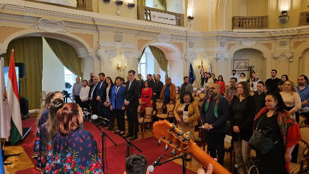 Roma kultúra napja – ünnepség a budapesti Városházán